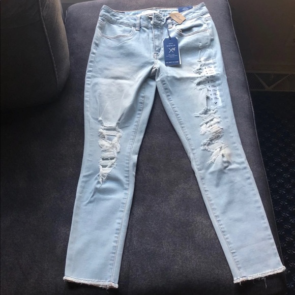 American Eagle Jeans - Picture 2 of 8